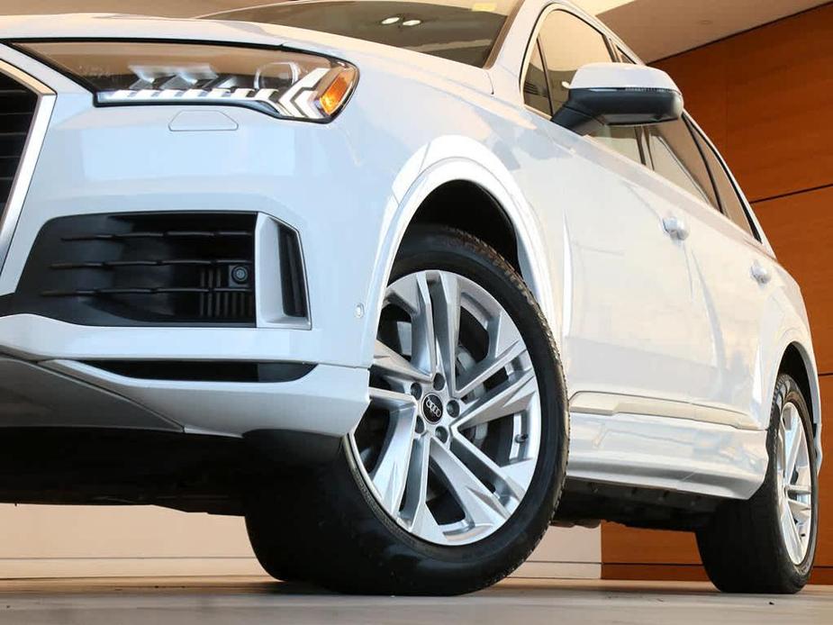 used 2024 Audi Q7 car, priced at $51,999