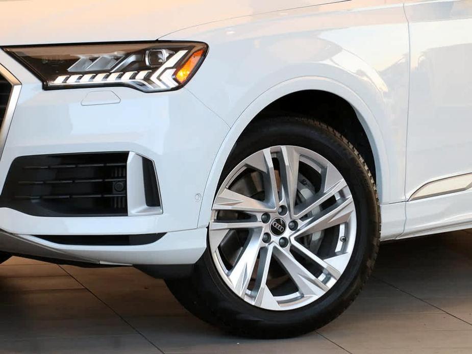 used 2024 Audi Q7 car, priced at $51,999