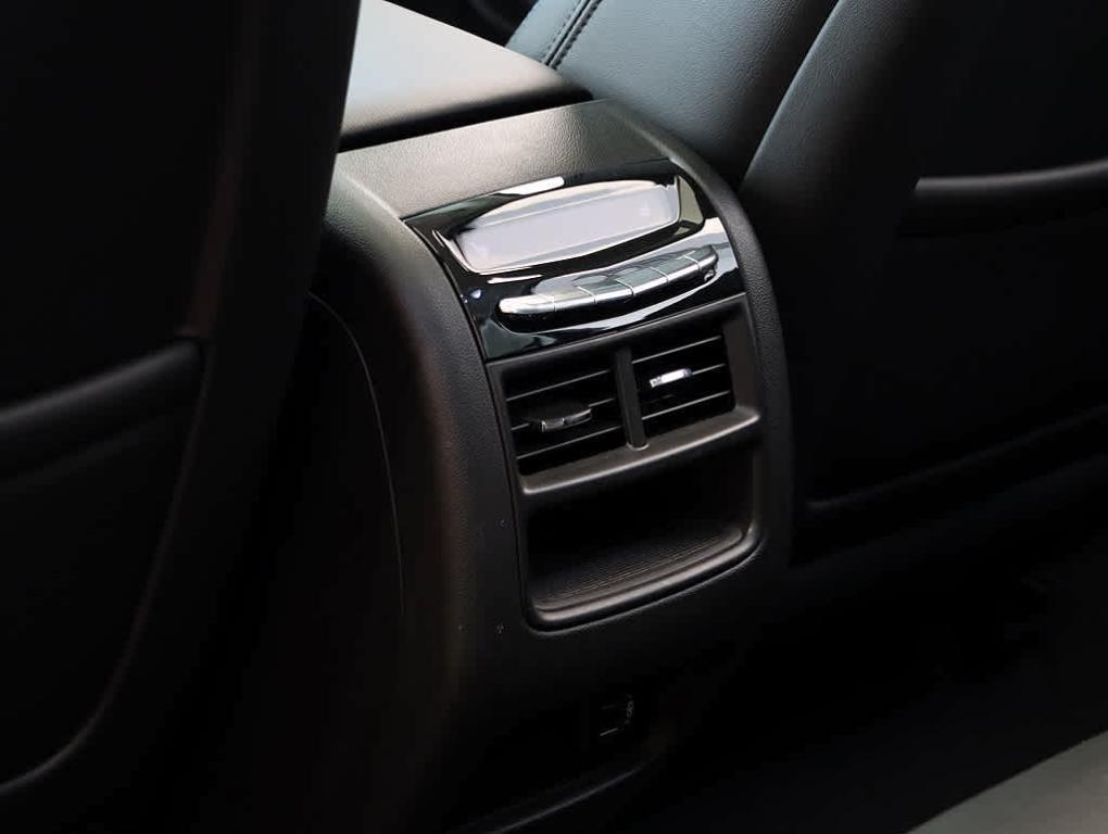 used 2019 Cadillac XT5 car, priced at $23,599