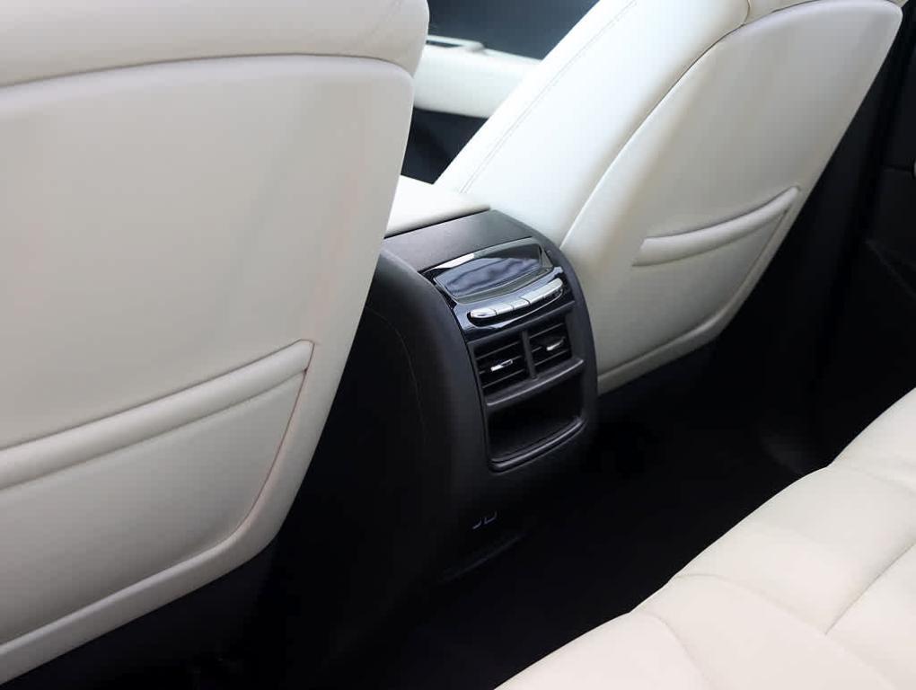 used 2020 Cadillac XT5 car, priced at $29,499