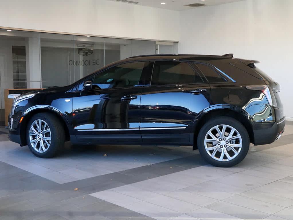 used 2021 Cadillac XT5 car, priced at $34,599