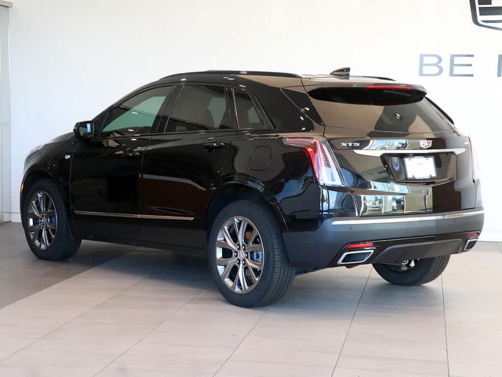 used 2021 Cadillac XT5 car, priced at $34,599