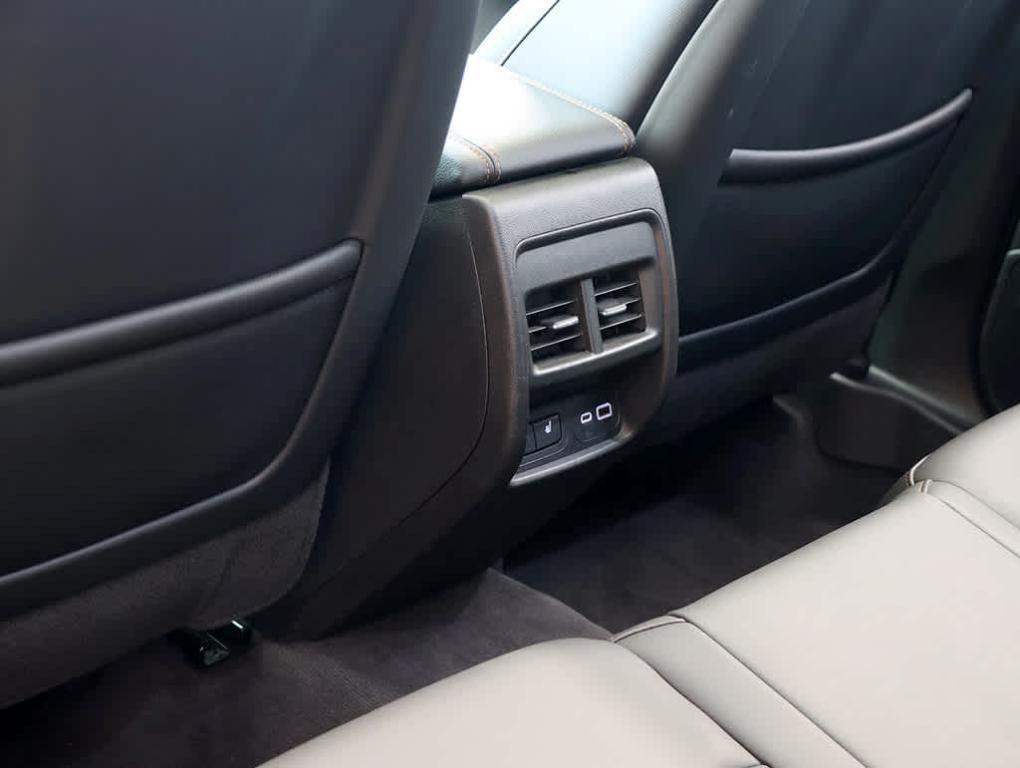 used 2022 Cadillac XT4 car, priced at $30,499