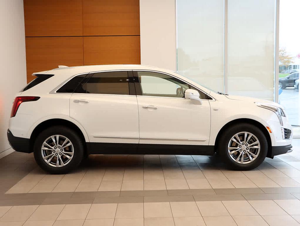 used 2021 Cadillac XT5 car, priced at $27,699
