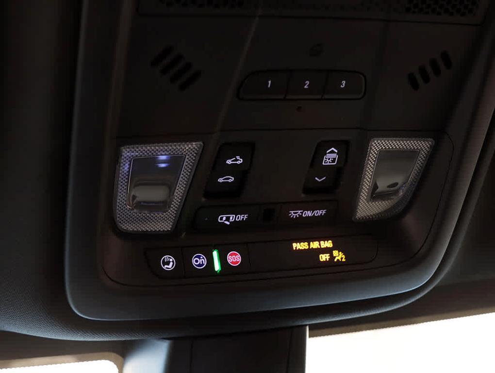 used 2022 Cadillac XT5 car, priced at $30,499