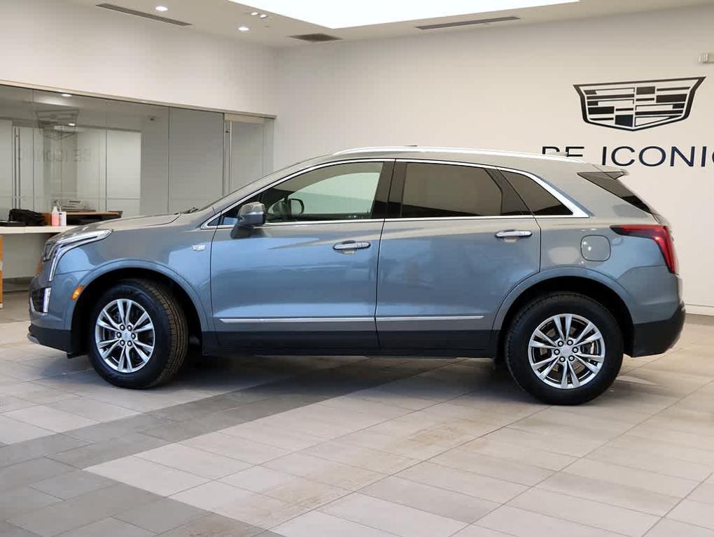 used 2022 Cadillac XT5 car, priced at $30,499