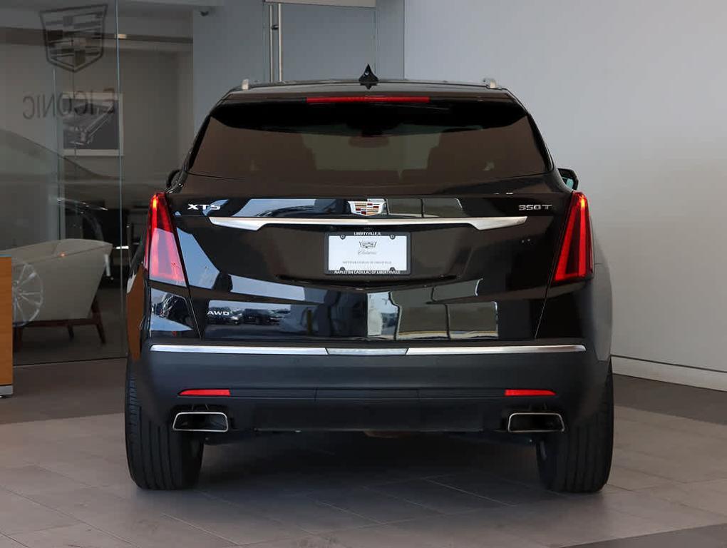 used 2022 Cadillac XT5 car, priced at $32,999