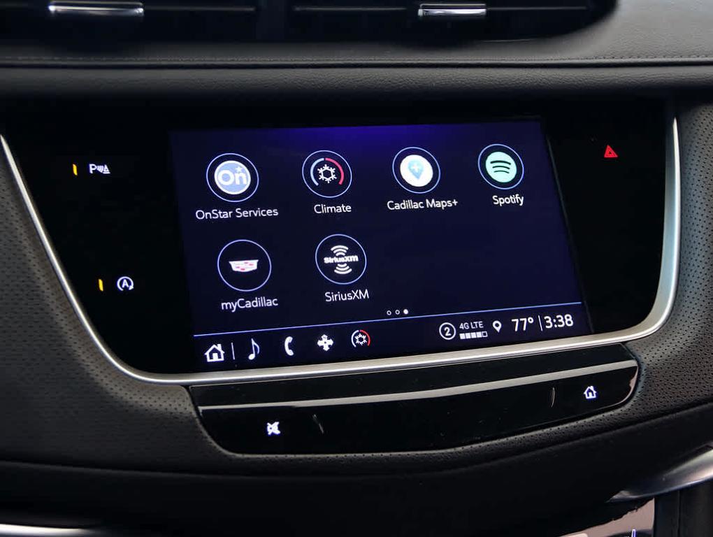 used 2022 Cadillac XT5 car, priced at $32,999