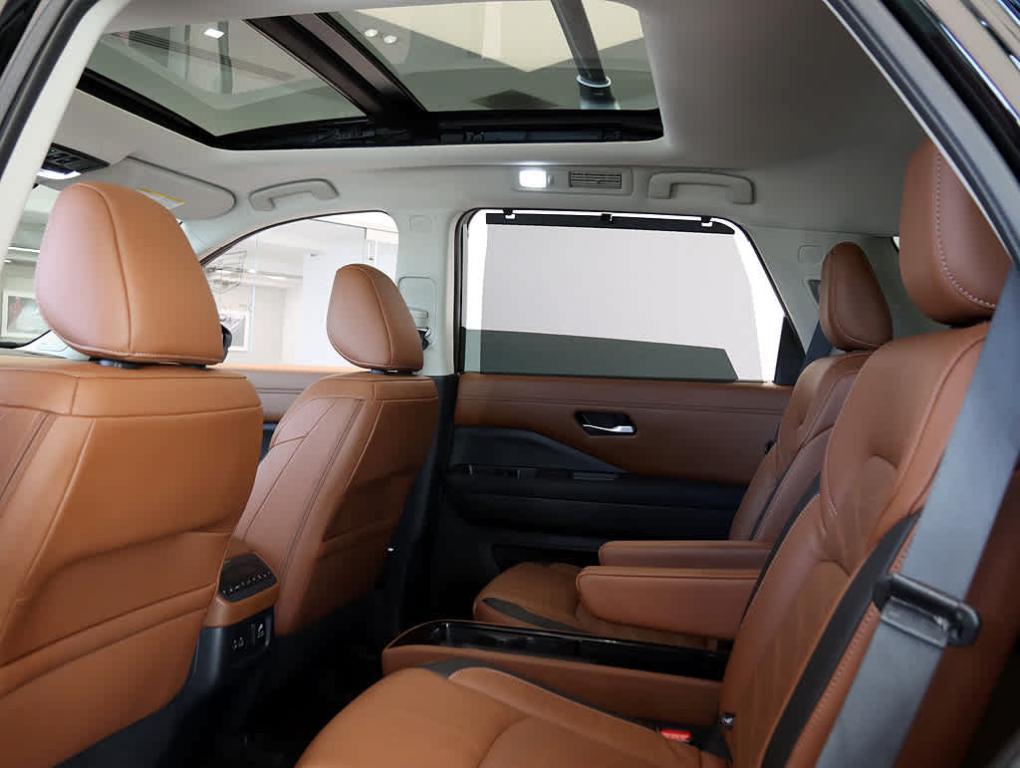 used 2023 Nissan Pathfinder car, priced at $39,699