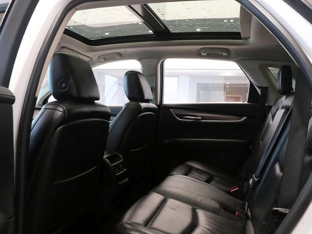 used 2017 Cadillac XT5 car, priced at $15,999