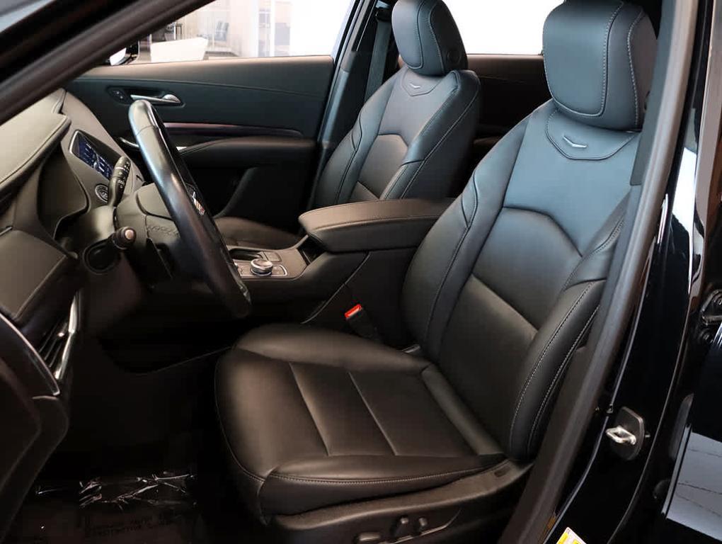 used 2023 Cadillac XT4 car, priced at $28,499