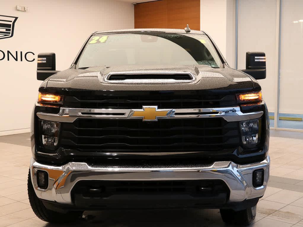 used 2024 Chevrolet Silverado 3500 car, priced at $53,580