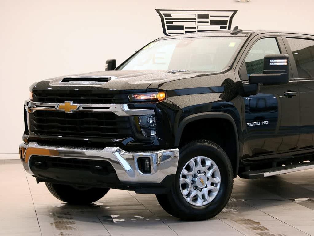 used 2024 Chevrolet Silverado 3500 car, priced at $53,580