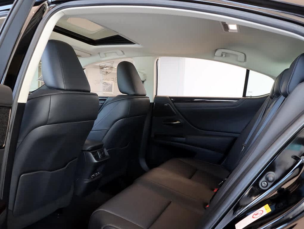 used 2019 Lexus ES 350 car, priced at $31,999