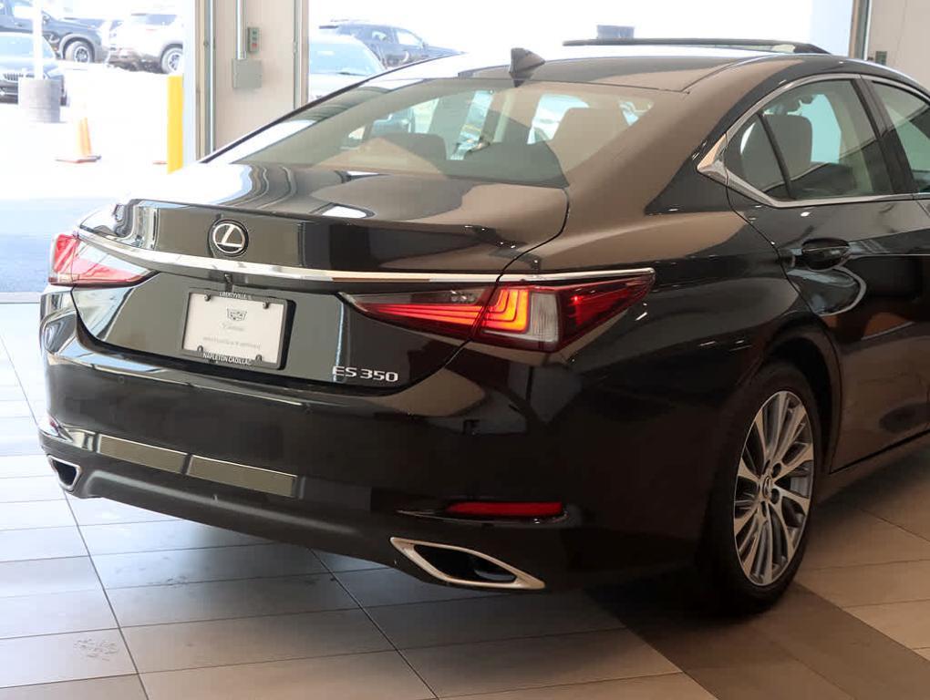 used 2019 Lexus ES 350 car, priced at $31,999