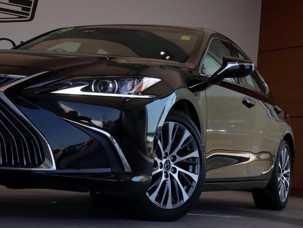used 2019 Lexus ES 350 car, priced at $31,999