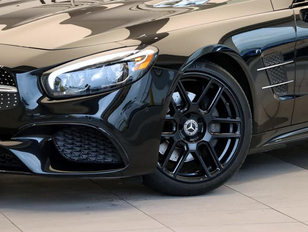 used 2019 Mercedes-Benz SL 550 car, priced at $48,495