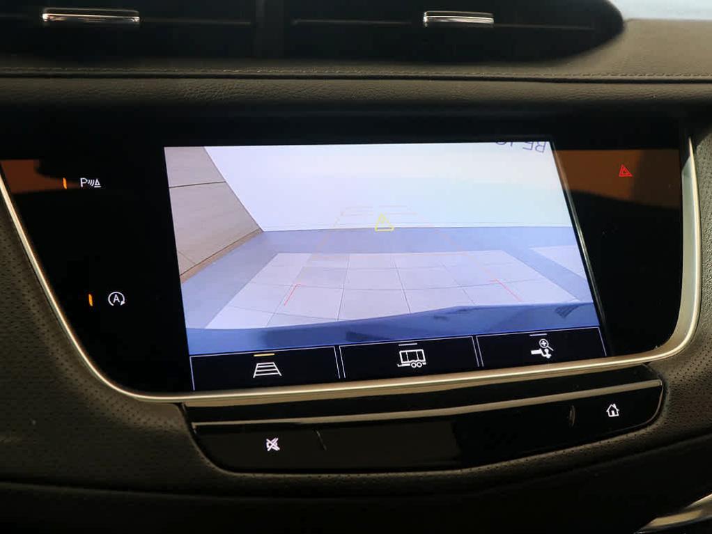 used 2022 Cadillac XT5 car, priced at $32,998