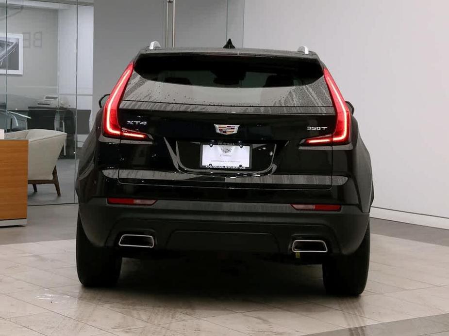 used 2022 Cadillac XT4 car, priced at $25,999