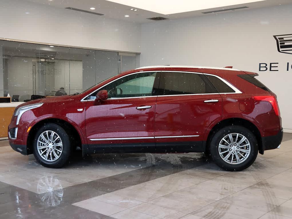 used 2017 Cadillac XT5 car, priced at $17,999