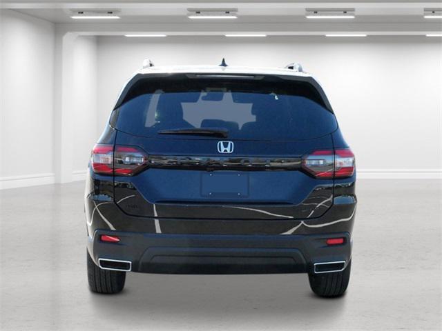 new 2025 Honda Pilot car, priced at $43,695