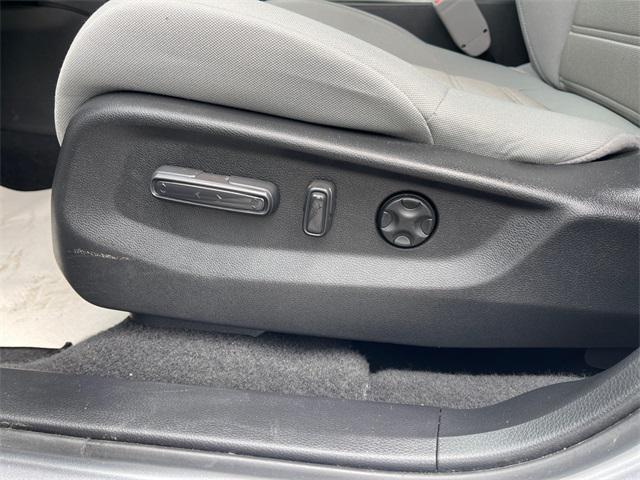 used 2021 Honda CR-V car, priced at $27,122