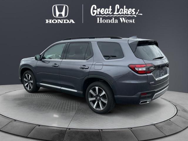 used 2025 Honda Pilot car, priced at $45,888