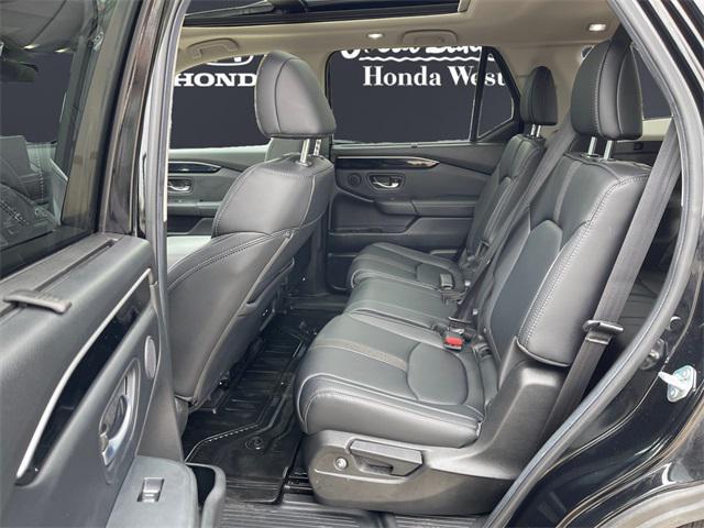 used 2025 Honda Pilot car, priced at $46,922