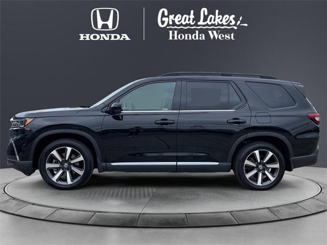 used 2025 Honda Pilot car, priced at $46,922