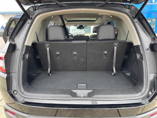 used 2025 Honda Pilot car, priced at $46,922