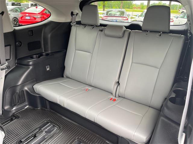 used 2023 Toyota Highlander Hybrid car, priced at $41,088