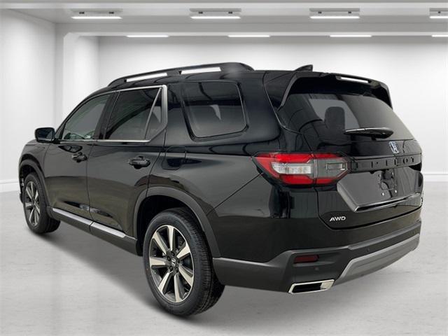 new 2025 Honda Pilot car, priced at $55,260