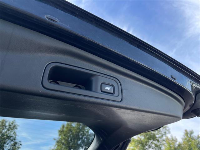 used 2022 Honda Pilot car, priced at $29,855