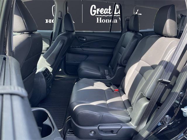 used 2022 Honda Pilot car, priced at $29,855
