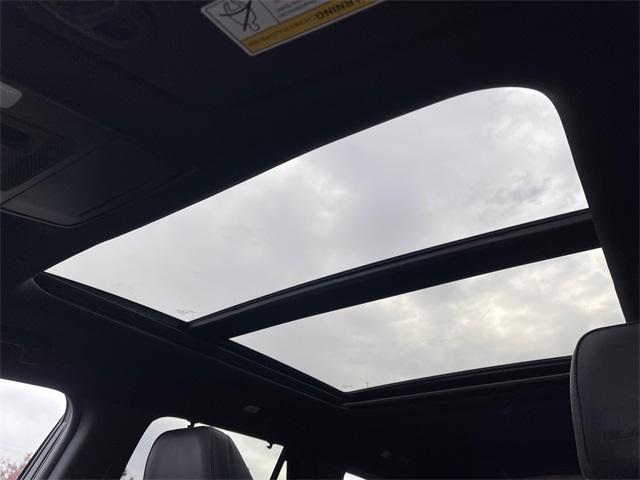 used 2025 Honda Pilot car, priced at $47,022