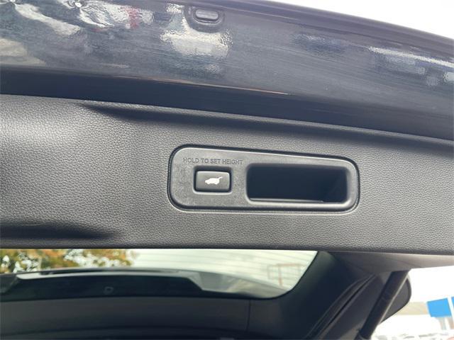 used 2025 Honda Pilot car, priced at $47,022