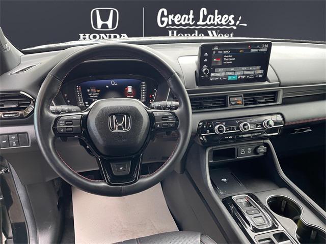 used 2025 Honda Pilot car, priced at $47,022