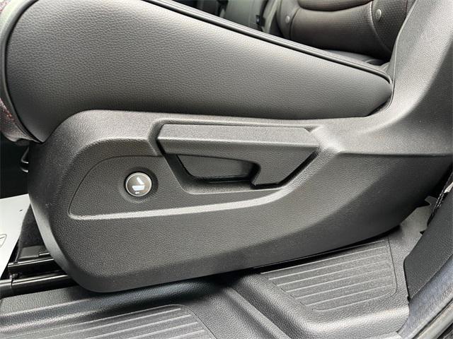 used 2025 Honda Pilot car, priced at $47,022