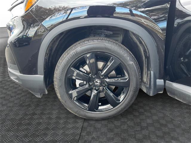 used 2025 Honda Pilot car, priced at $47,022