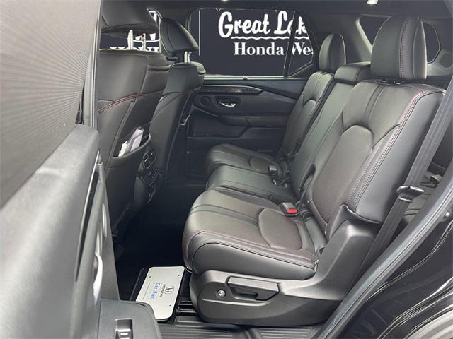 used 2025 Honda Pilot car, priced at $47,022
