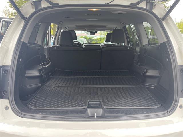 used 2022 Honda Pilot car, priced at $30,888