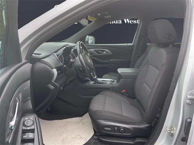 used 2022 Chevrolet Traverse car, priced at $21,888