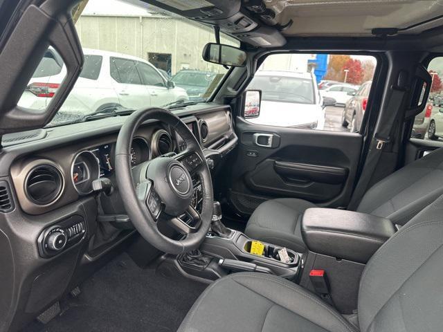 used 2019 Jeep Wrangler Unlimited car, priced at $23,255