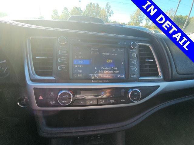 used 2018 Toyota Highlander car, priced at $25,355