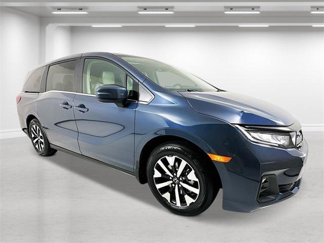 new 2025 Honda Odyssey car, priced at $43,680