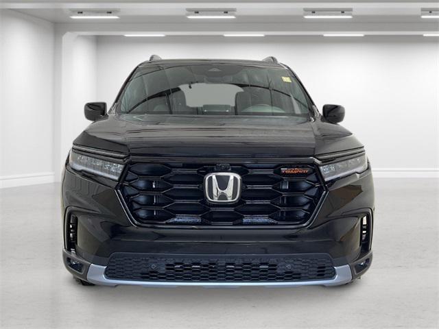 new 2025 Honda Pilot car, priced at $51,375