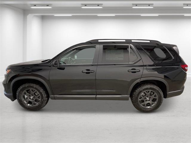 new 2025 Honda Pilot car, priced at $51,375