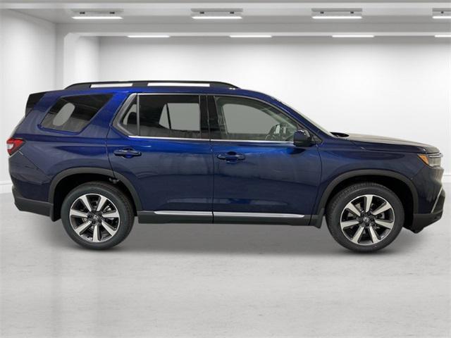 new 2025 Honda Pilot car, priced at $55,260