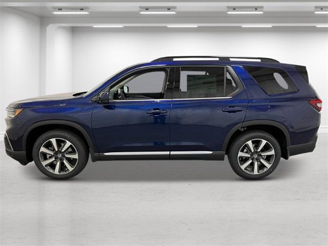 new 2025 Honda Pilot car, priced at $55,260