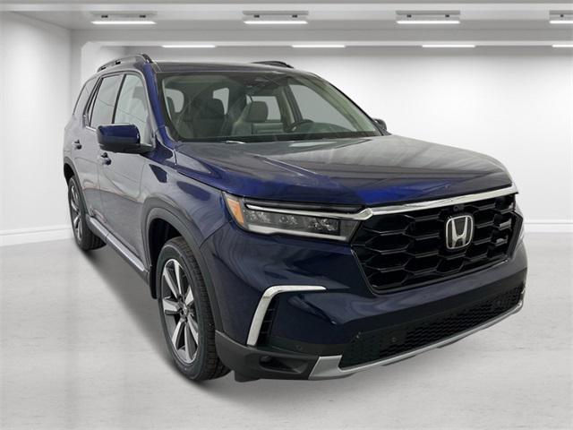 new 2025 Honda Pilot car, priced at $55,260